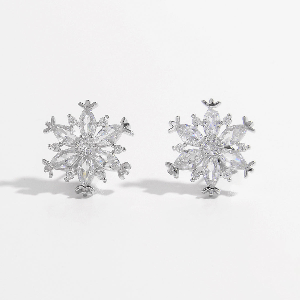 925 Sterling Silver Zircon Snowflake Earrings