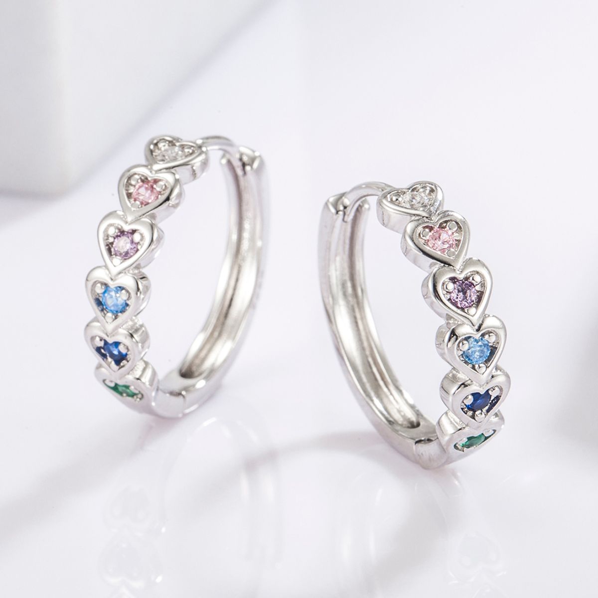 925 Sterling Silver Inlaid Zircon Heart Huggie Earrings