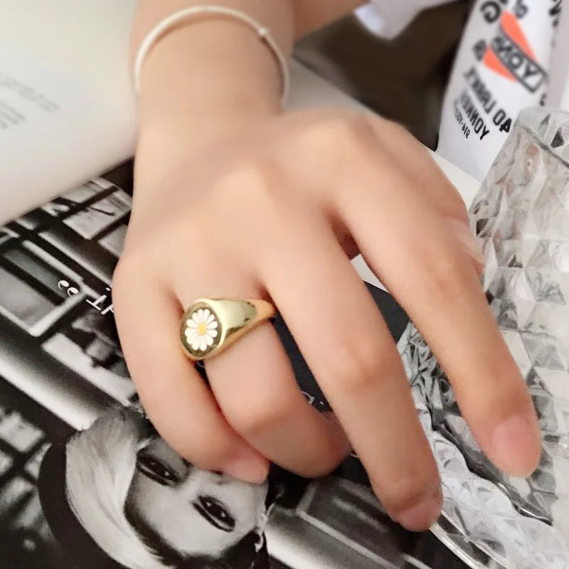 Daisy Dream Adjustable Ring