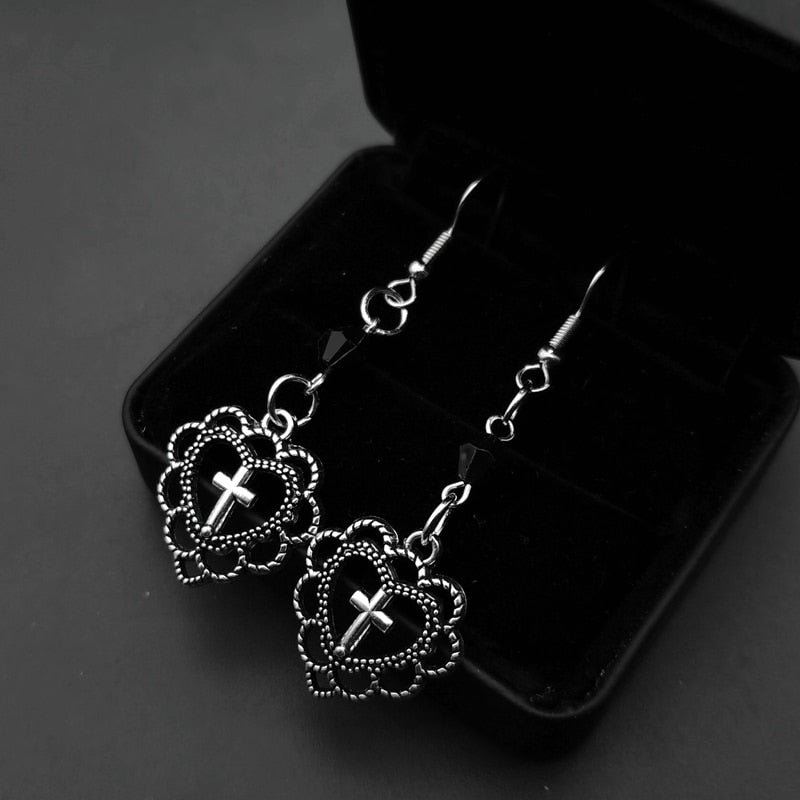 Gothic earrings with heart