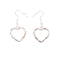 Alt earrings with heart shaped studs