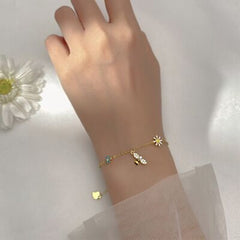 Kidcore bracelet with daisies