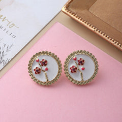 Vintage stud earrings with flowers